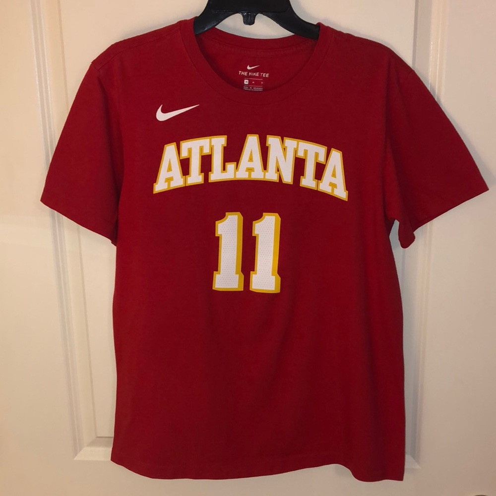 Nike Tshirt-  Atlanta Hawks #11 Young -Men’s Medium